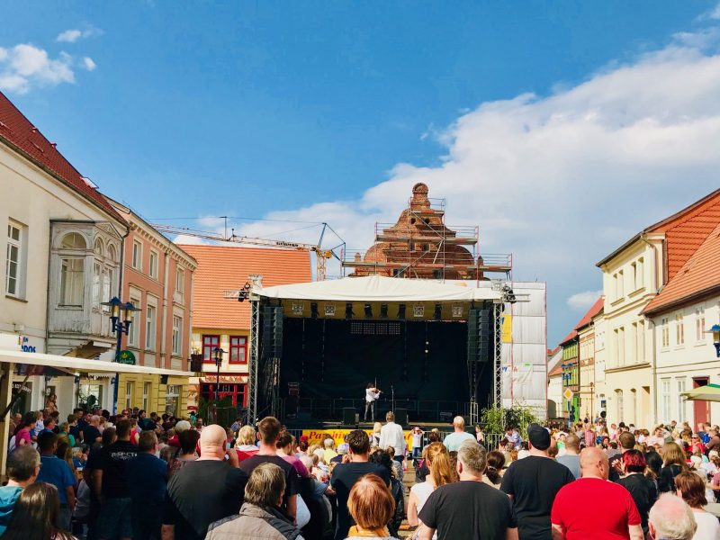 violinshow-stadtfest-parchim-voice-of-violin